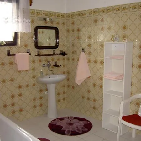 Daire Apartman Kolisko *